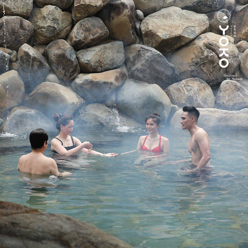 Khu vực tắm khoáng nóng Yoko và biệt thự khoáng nóng Onsen Quang Hanh