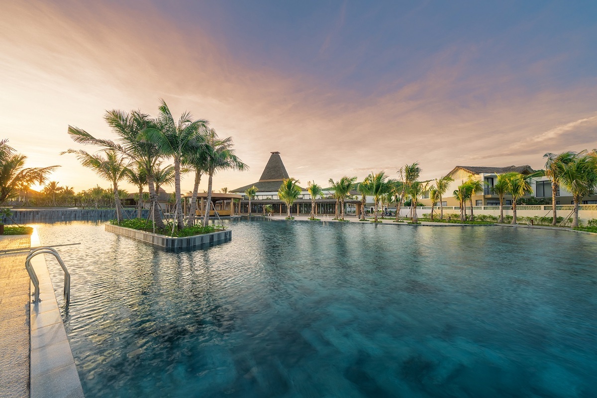 New World Phú Quốc Resort là sự kết hợp hoàn mỹ giữa tiêu chuẩn nghỉ dưỡng quốc tế với thiên nhiên hoang sơ yên bình